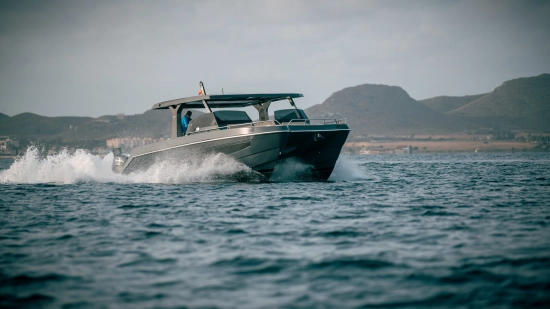 Tesoro Yachts Power Cat 38 de segunda mano en venta