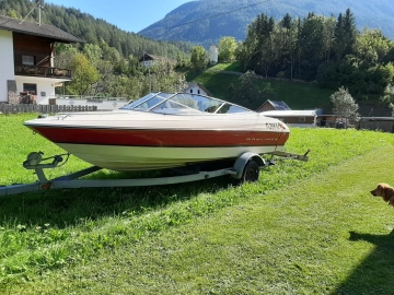Bayliner Capri 185SS usado à venda