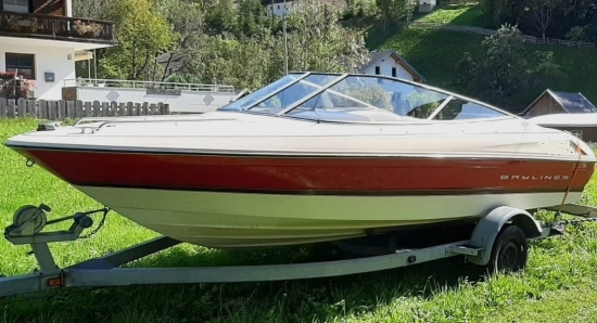 Bayliner Capri 185SS usado à venda