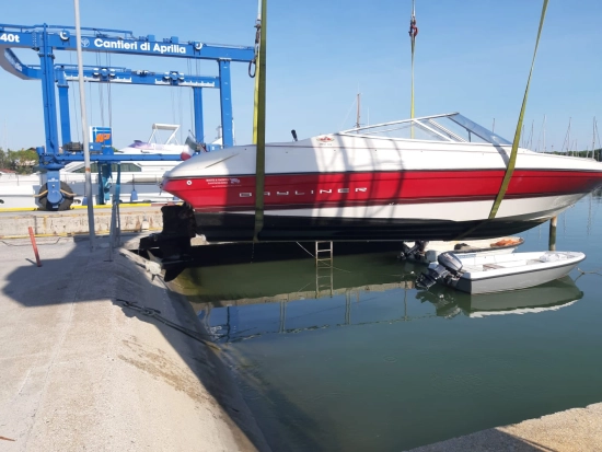 Bayliner Capri 185SS usado à venda
