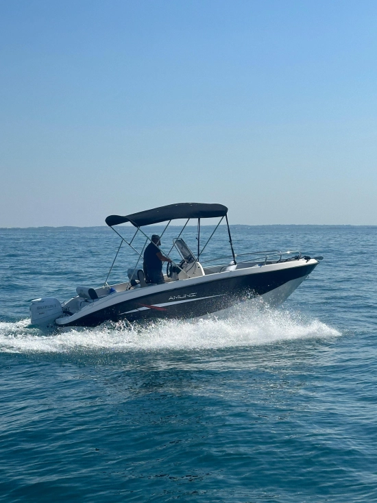 Trimarchi Amuni nuova in vendita