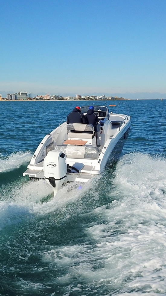 Idea Marine 70 WALKAROUND nuova in vendita