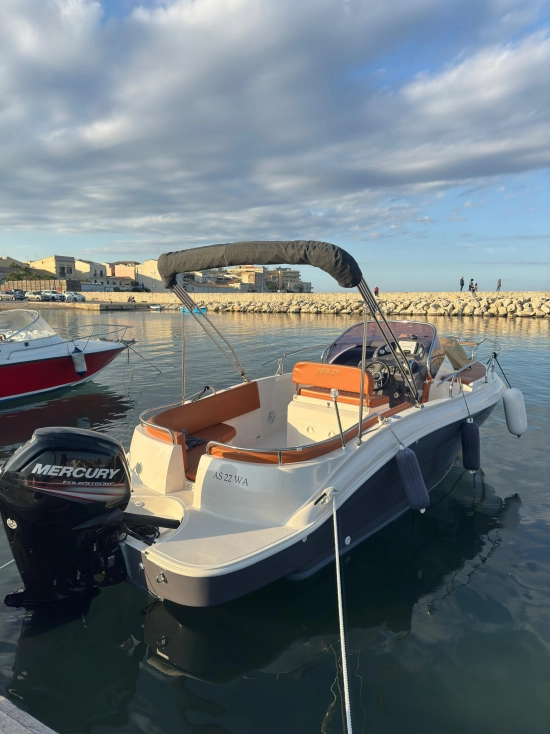 AS Marine 22 WA usado à venda