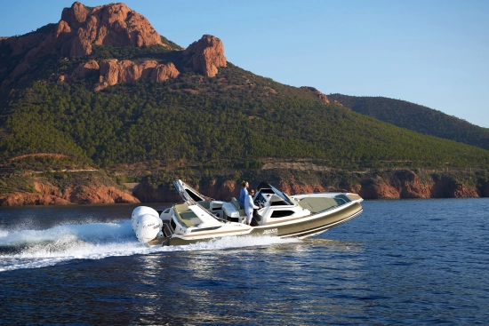 Joker boat Clubman 32 nuova in vendita