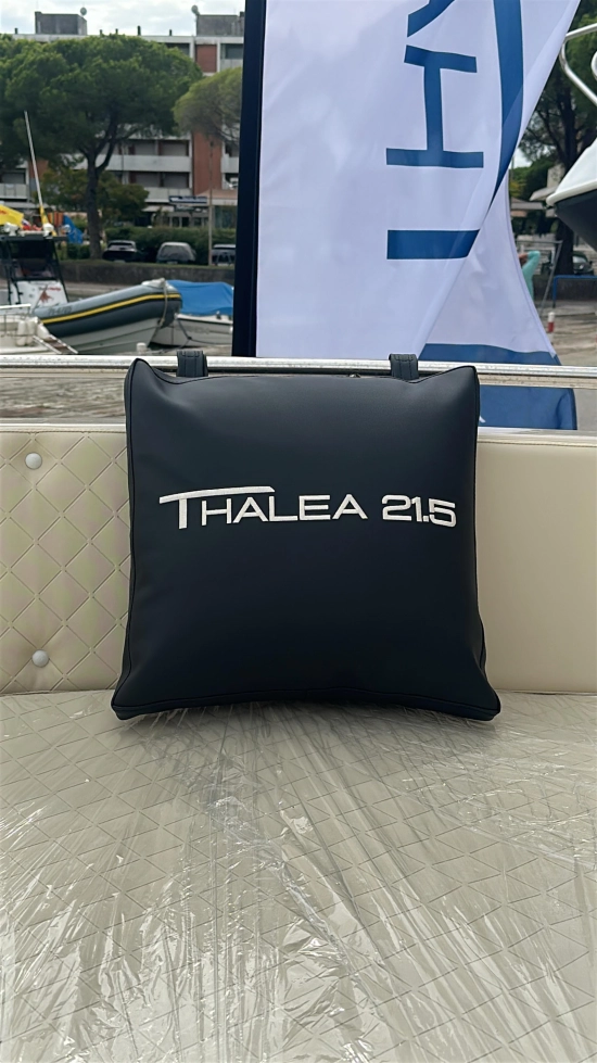Thalea 21.5 BLACK EDITION nuevo en venta