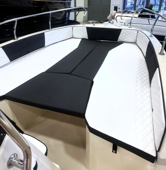 Trimarchi Petra nuova in vendita
