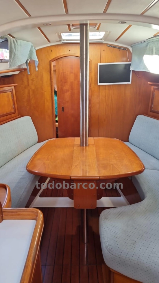 Beneteau Oceanis 331 Clipper usata in vendita