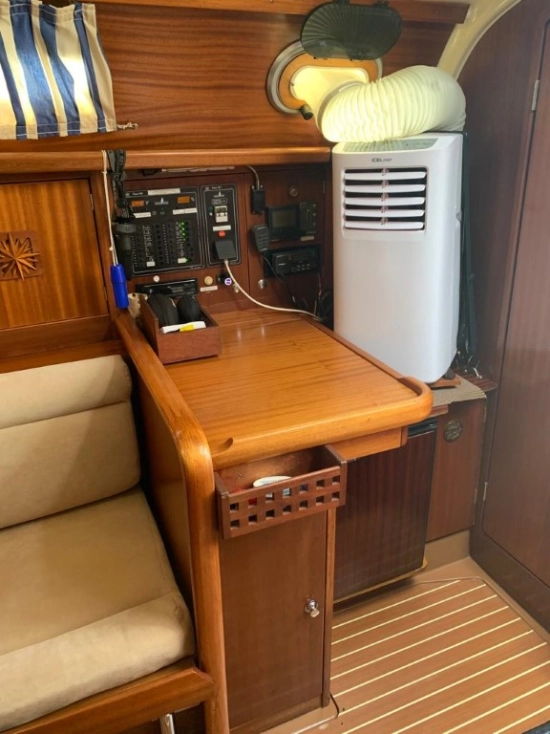 Bavaria Yachts 34 RESTAILING usado à venda