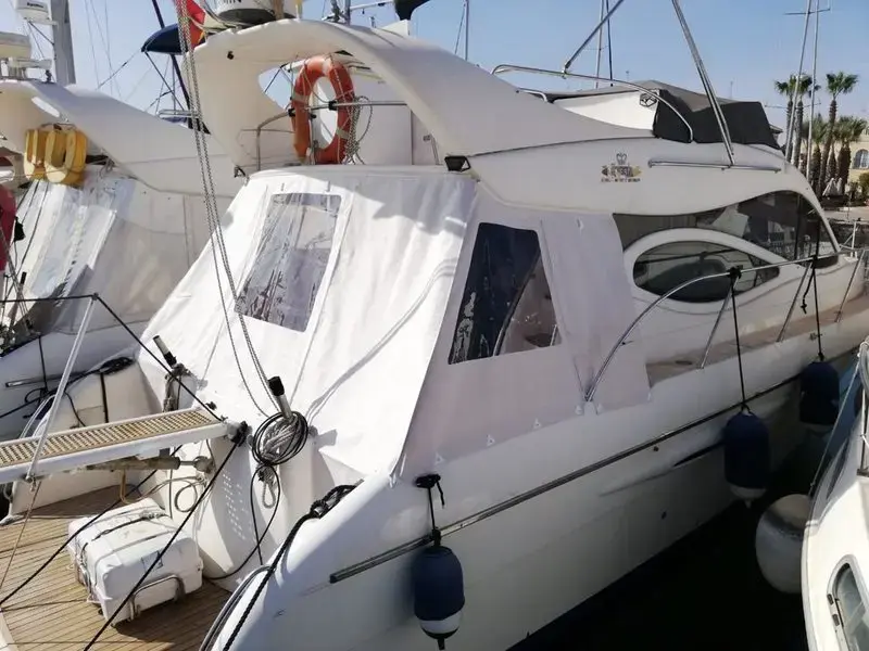 Doqueve Majestic 390 usado à venda