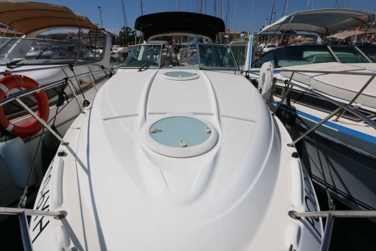 Maxum 2900 Se usata in vendita
