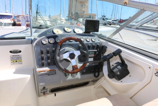 Maxum 2900 Se usata in vendita