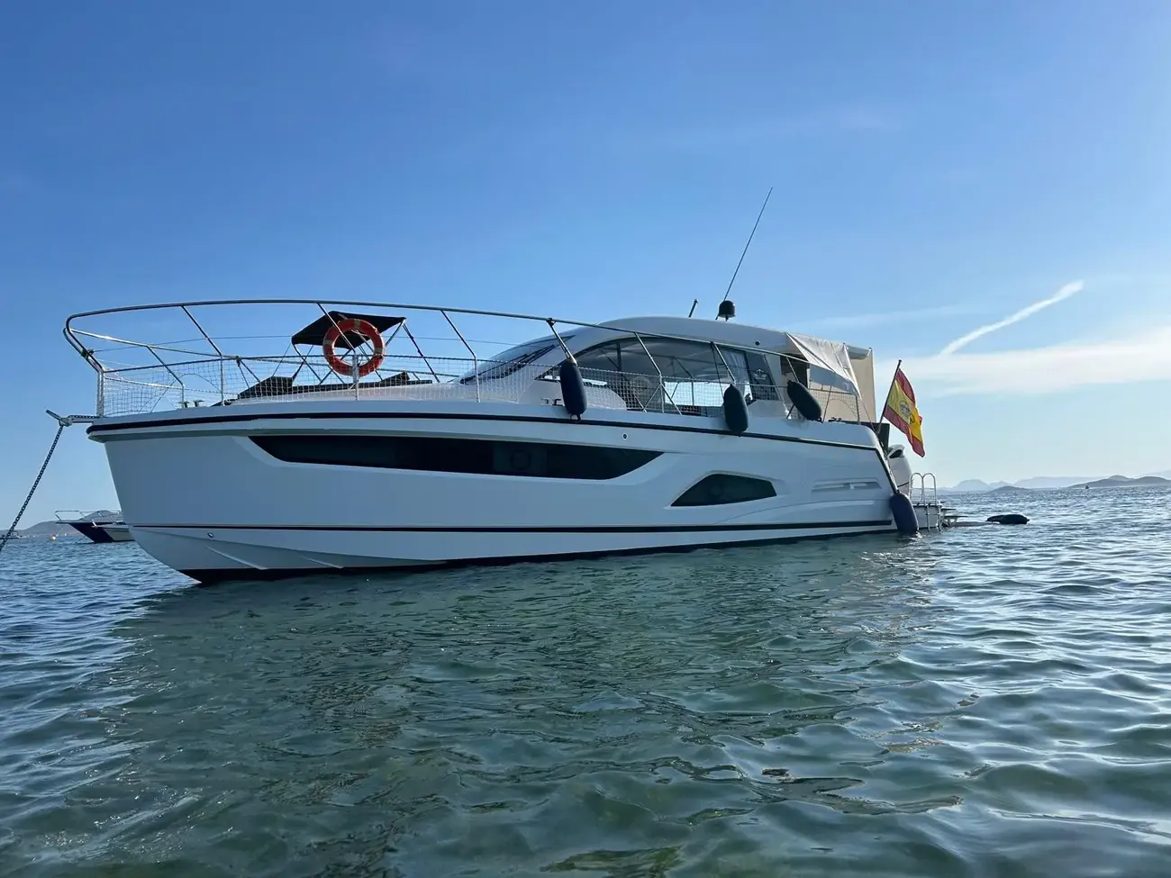 Sealine C390V usata in vendita