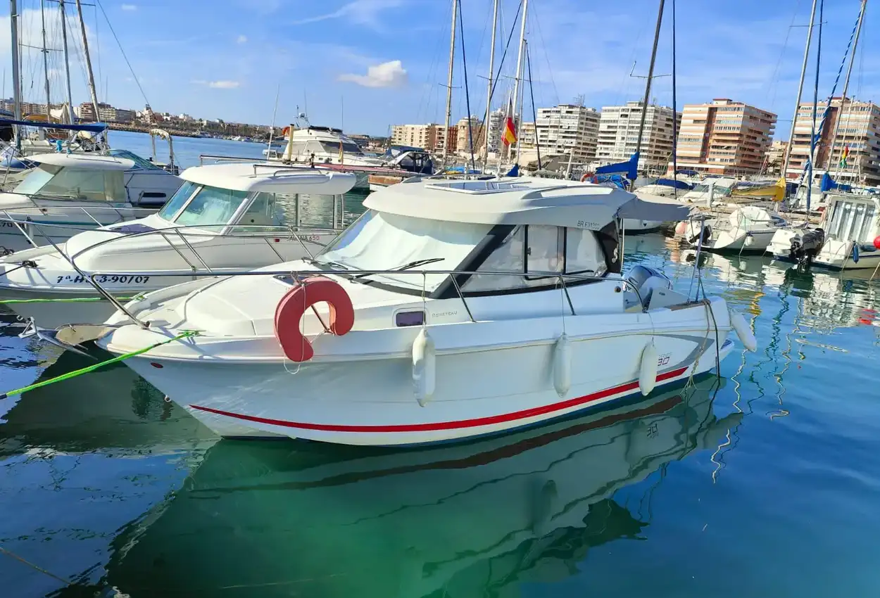 Beneteau Antares 7.80 de segunda mano en venta