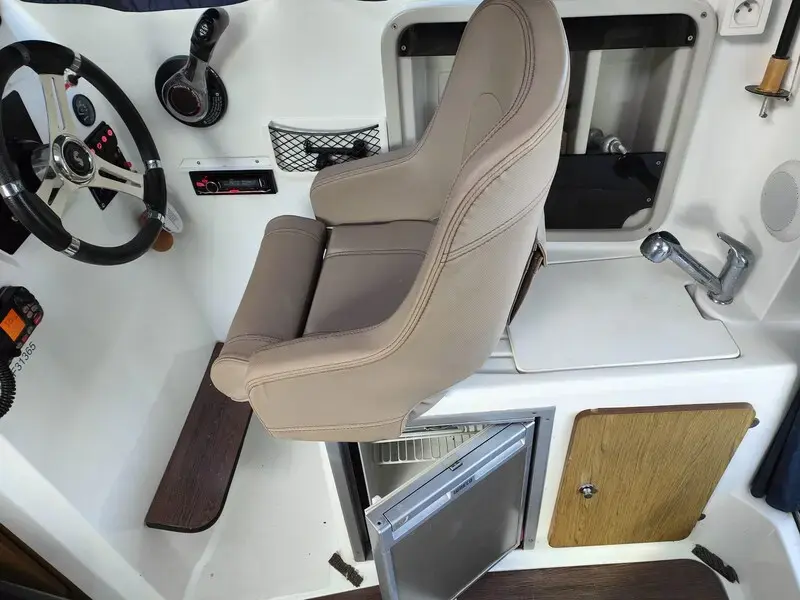 Beneteau Antares 7.80 de segunda mano en venta