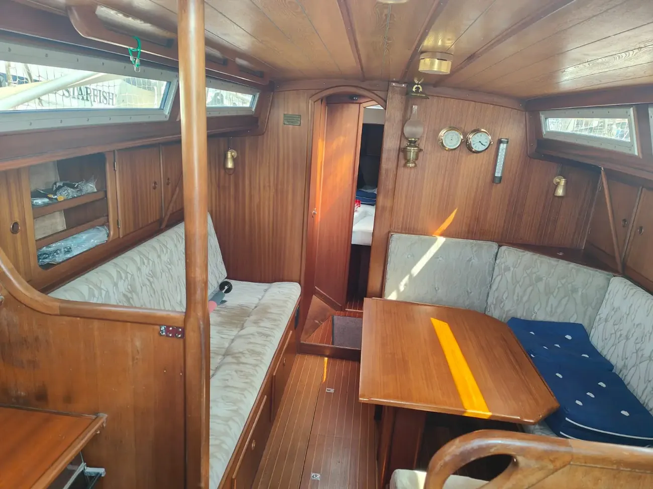 Sirius 31 ft usado à venda