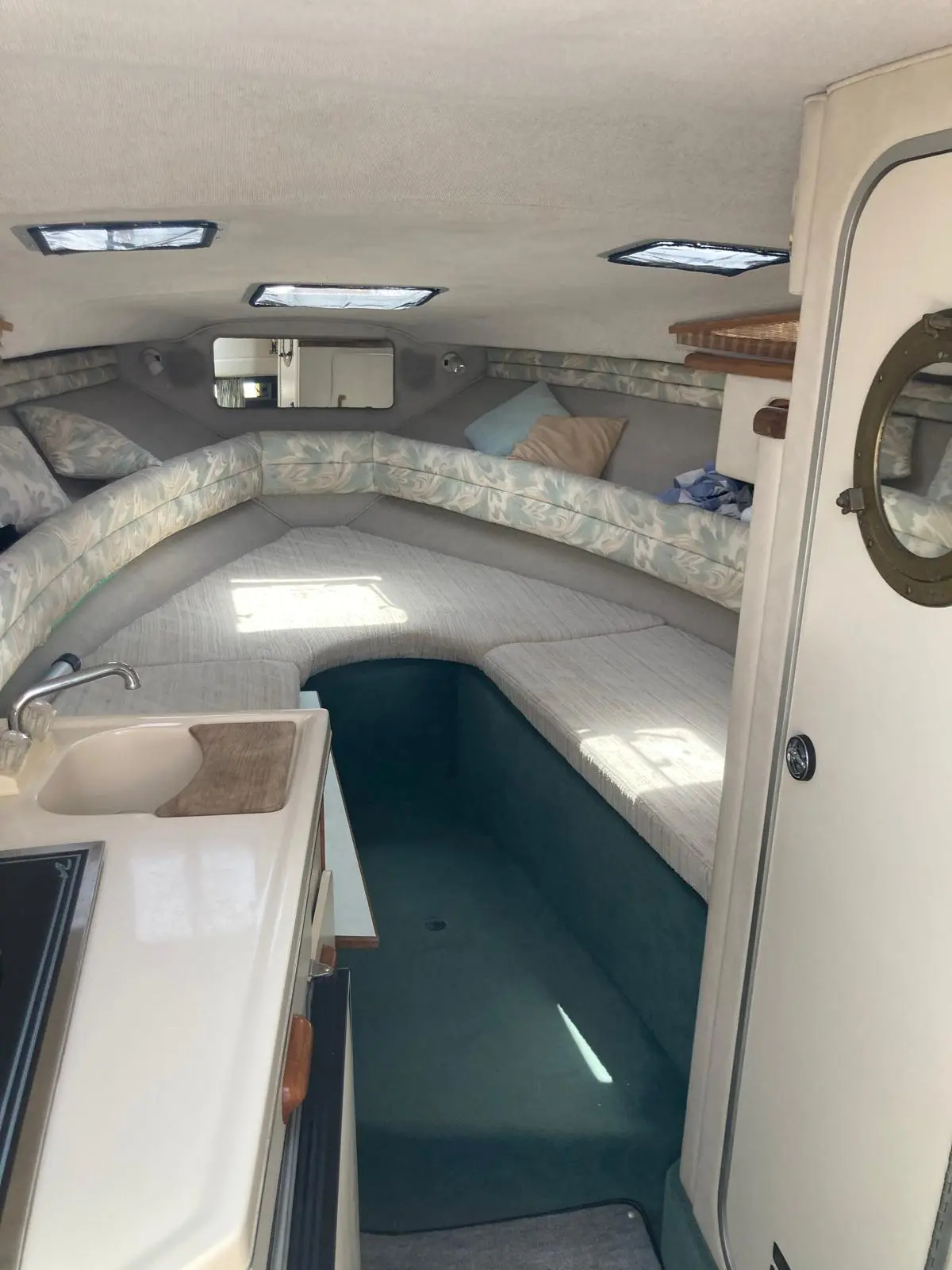 Sea Ray Sundancer 270 de segunda mano en venta