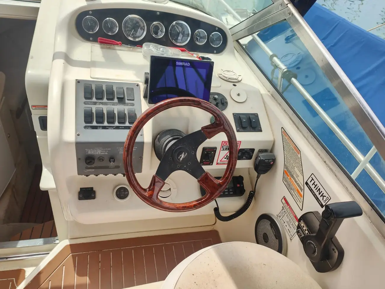 Sea Ray Sundancer 250 usata in vendita