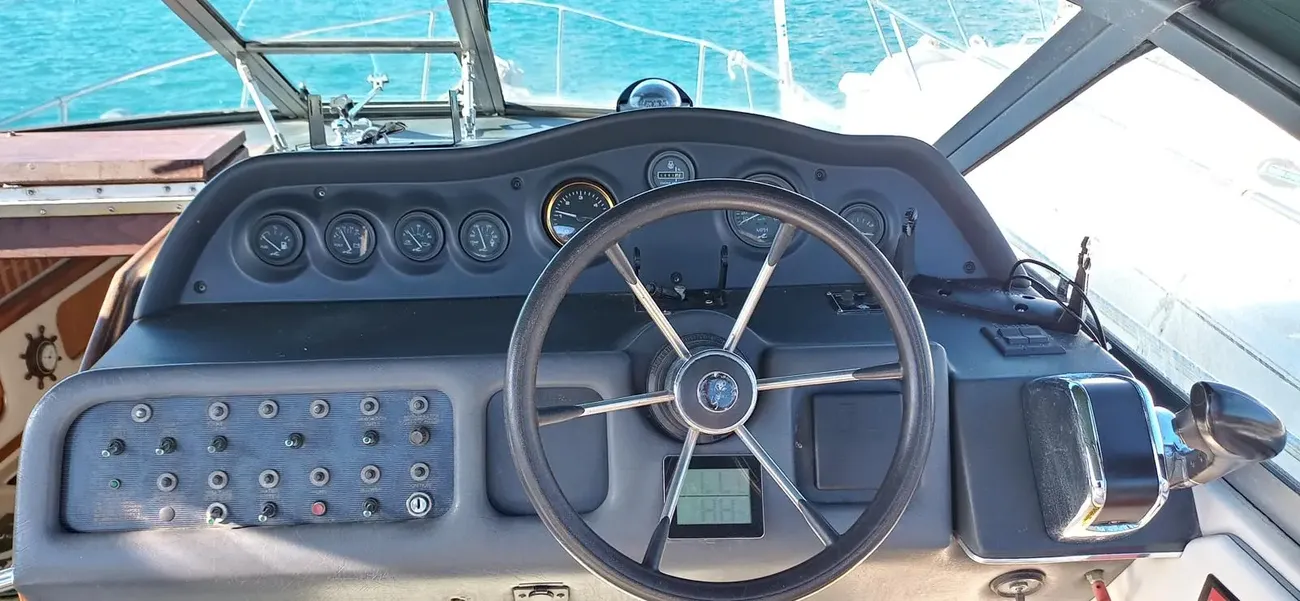 Sea Ray Sundancer 270 usado à venda