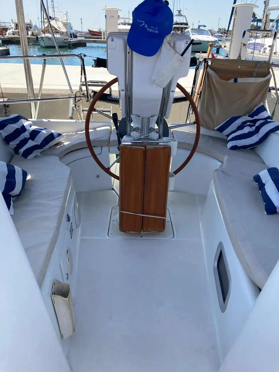 Beneteau Oceanis Clipper 323 de segunda mano en venta