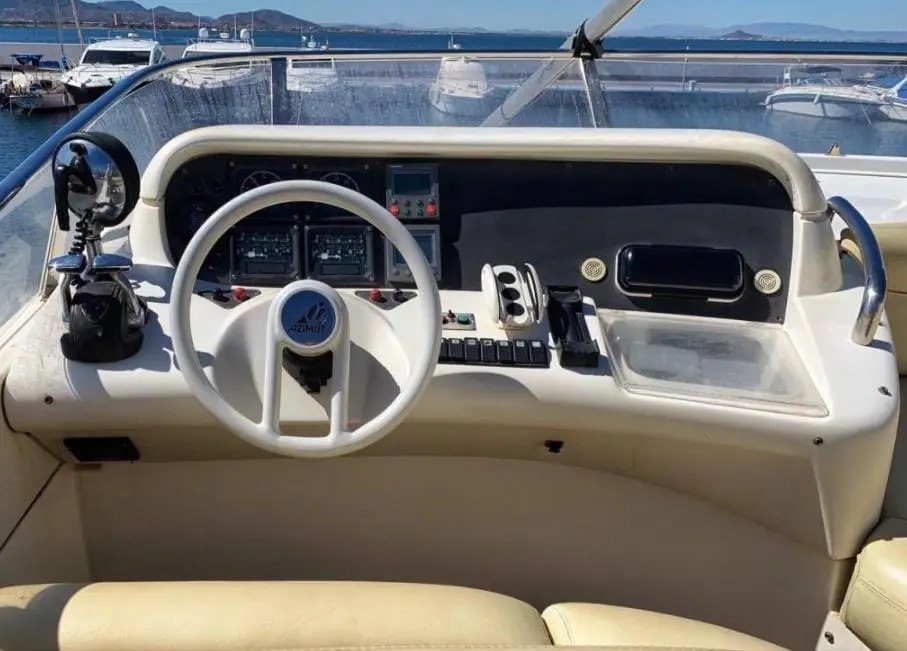 Azimut 55 usado à venda