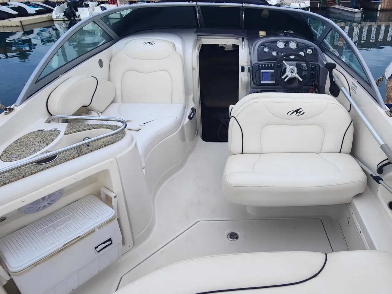 Monterey 275 SCR de segunda mano en venta