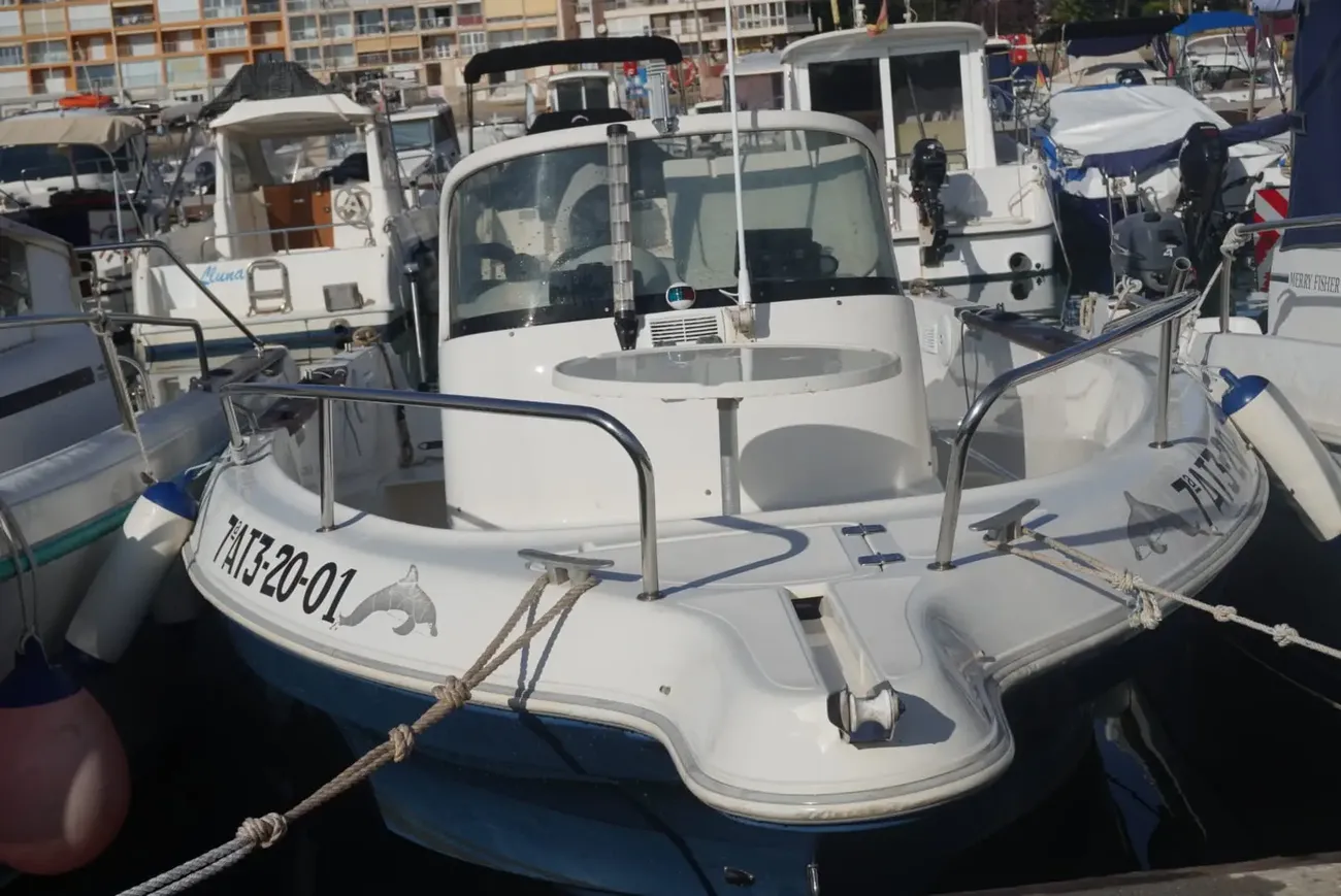 Quicksilver Commander 630 QS usado à venda
