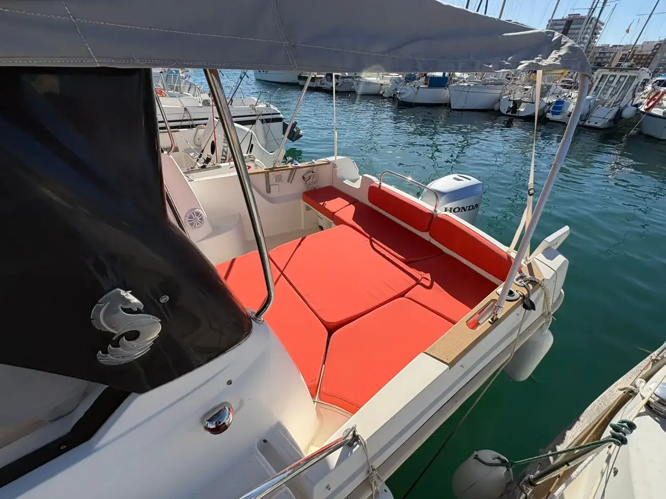 Beneteau Antares 7.80 usado à venda