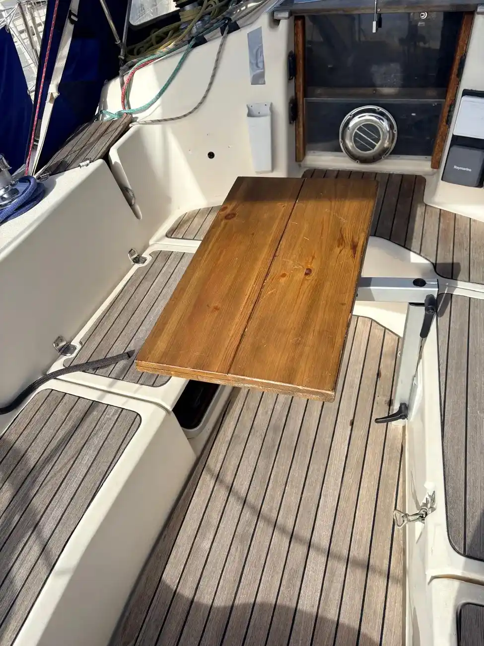 Bavaria Yachts 320 SL usado à venda