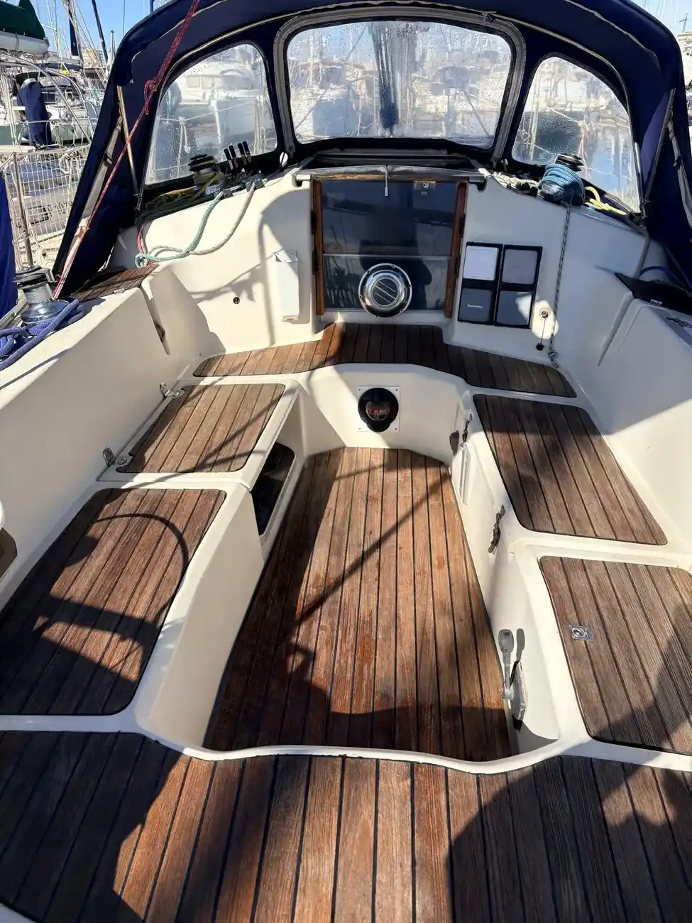 Bavaria Yachts 320 SL usado à venda