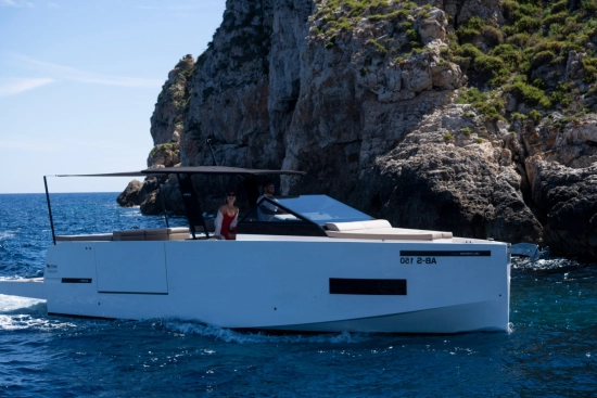 De Antonio D34 Cruiser usado à venda