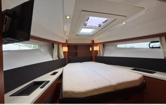 Jeanneau VELASCO 43 de segunda mano en venta