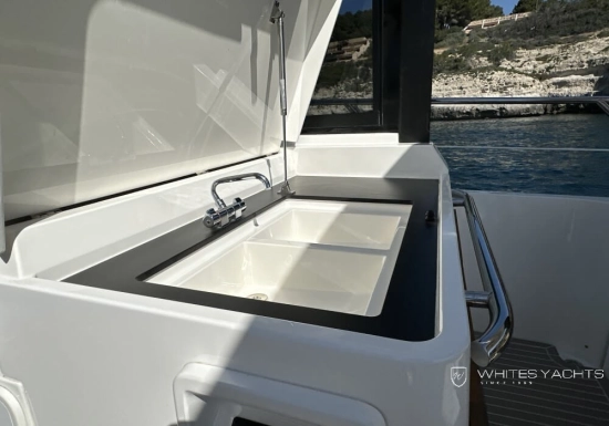 Sealine SC 42i usado à venda