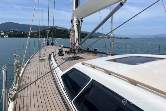 Custom B60 Pilothouse usado à venda