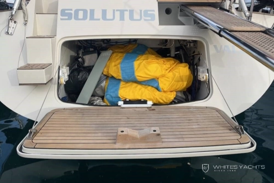 Custom B60 Pilothouse usado à venda