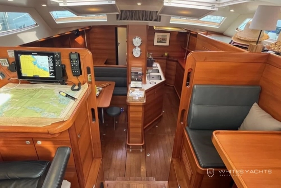 Custom B60 Pilothouse usado à venda
