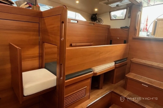 Custom B60 Pilothouse usado à venda