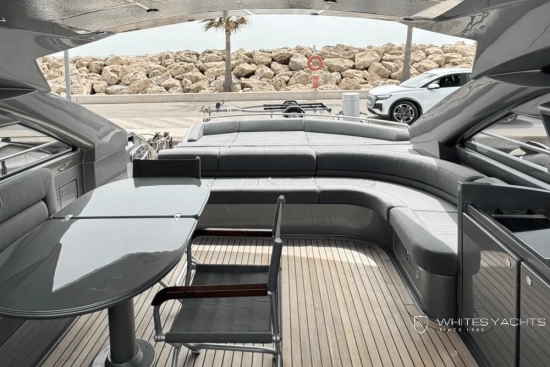 Pershing 56 usata in vendita