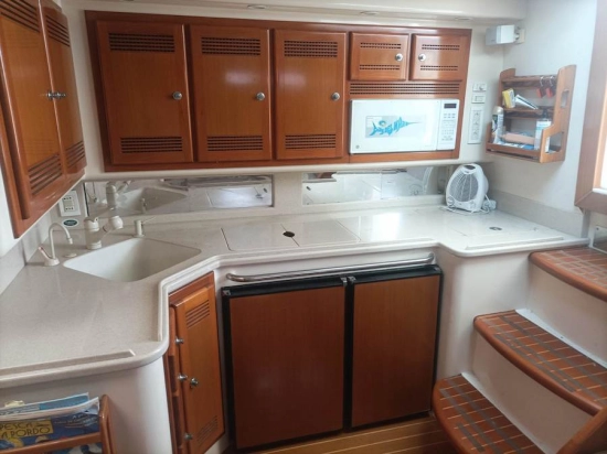 Cabo Yachts 45 Express usado à venda