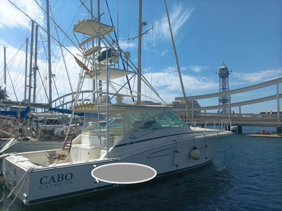 Cabo Yachts 45 Express usado à venda