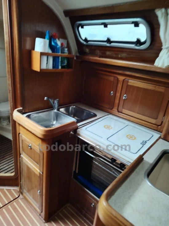 Bavaria Yachts 37 usado à venda