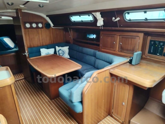 Bavaria Yachts 37 usado à venda