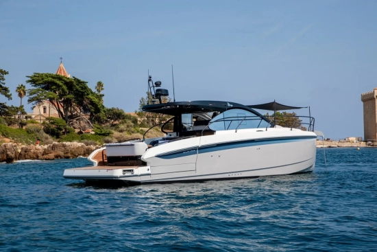 Beneteau Gran Turismo 40 nuevo en venta