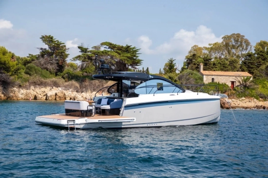 Beneteau Gran Turismo 40 nuevo en venta
