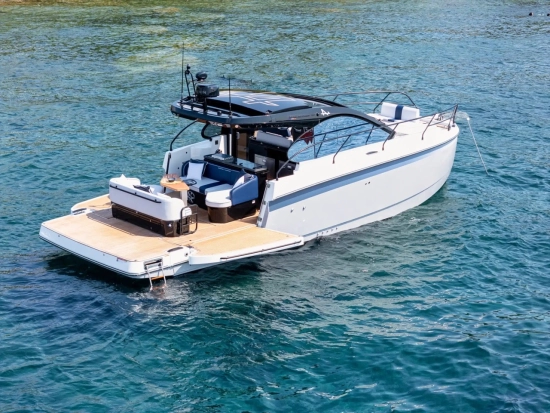 Beneteau Gran Turismo 40 nuevo en venta