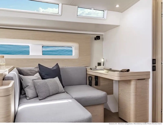 Beneteau Oceanis Yacht 54 novos à venda