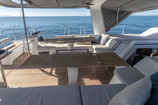 Beneteau Oceanis Yacht 54 novos à venda