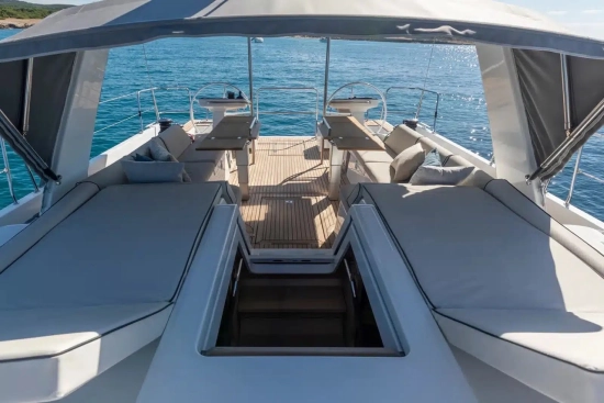 Beneteau Oceanis Yacht 54 novos à venda