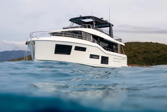 Beneteau GRAND TRAWLER 63 novos à venda
