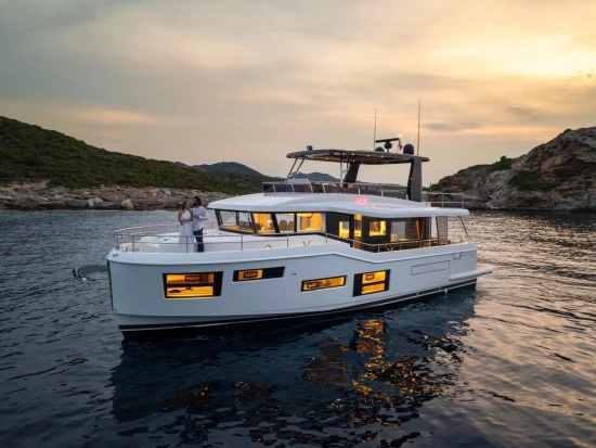 Beneteau GRAND TRAWLER 63 novos à venda