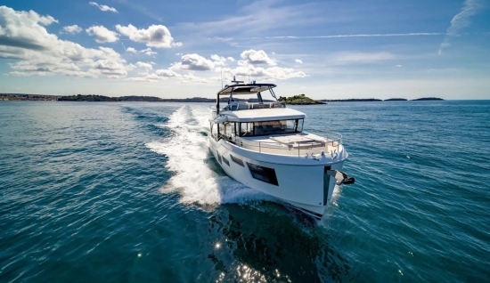 Beneteau GRAND TRAWLER 63 novos à venda